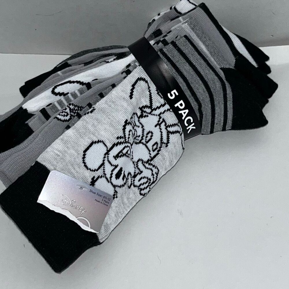 New Disney 100 Mens 5 Pair‎ Of Socks MICKEY STITCH WINNIE THE POOH WOODY MIGUEL